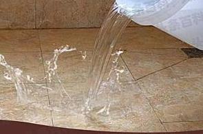 瑞金漏水维修 免砸砖防水材料该如何施工